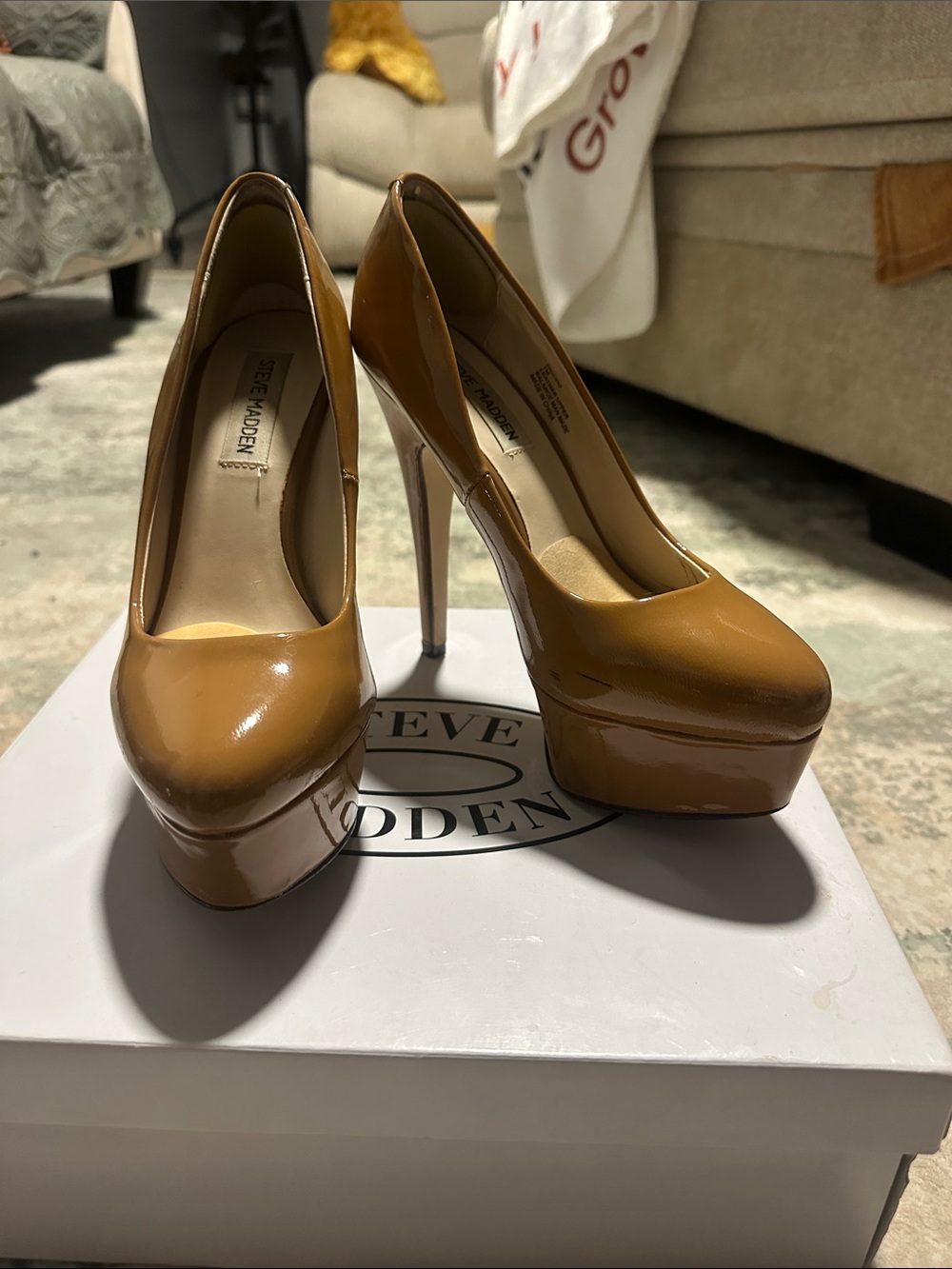 Steve Madden Cognac Patent Platform Pumps — Glossy Caramel Brown